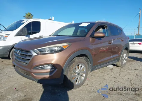2017 Hyundai Tucson Se z USA, uszkodzony, nr VIN KM8J33A49HU256572